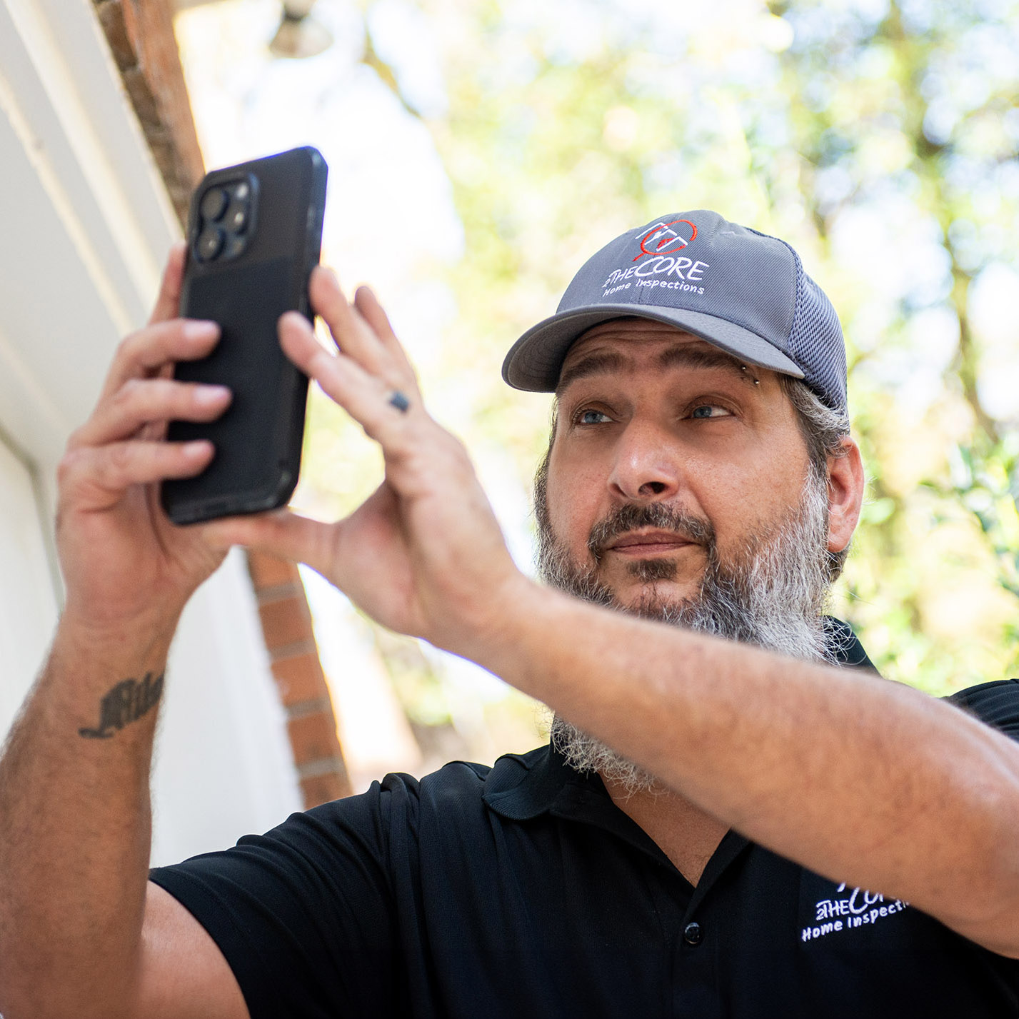 Bastian_Steuer_Homeinspector home inspection in progress